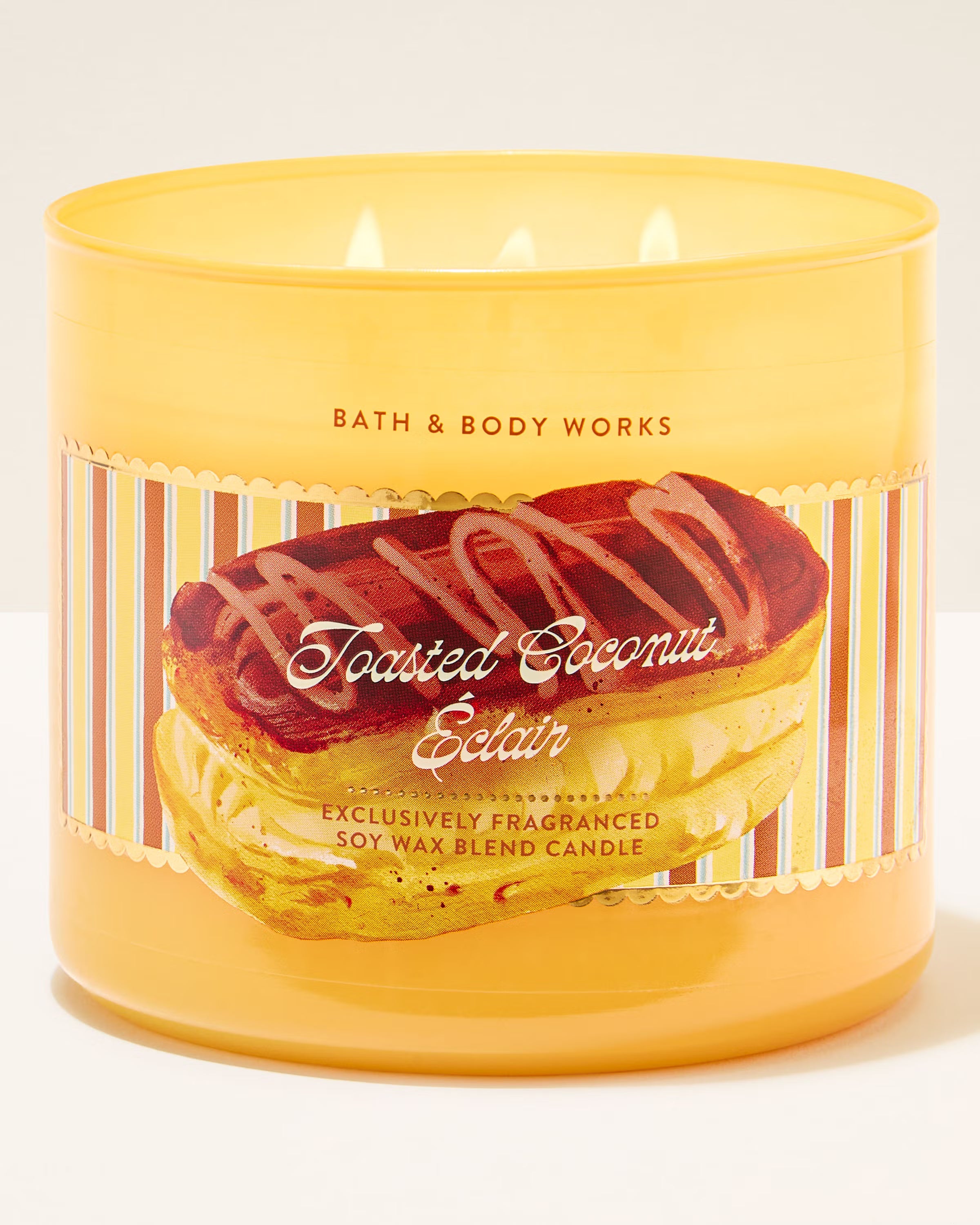 Toasted Coconut Eclair 3-Wick Candle